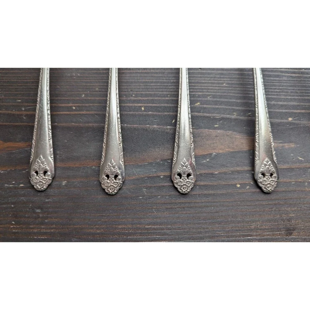 LOVELY LADY Pattern HOLMES & EDWARDS Silver-plate 7x Spoons Flatware